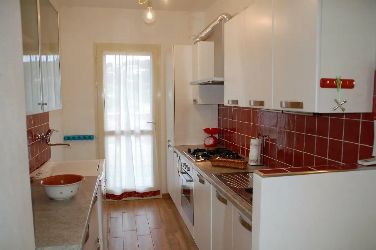 Lucia Holiday House Porto Pino 0*,  İtalya